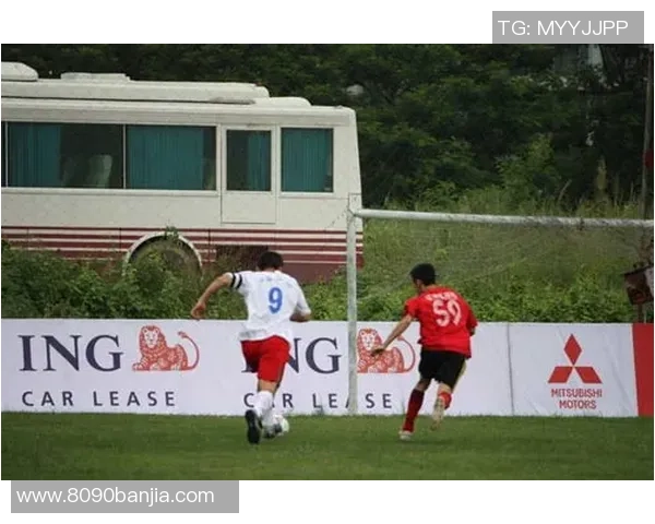 简小姐足球：从草根到职业的奋斗之路与梦想启航