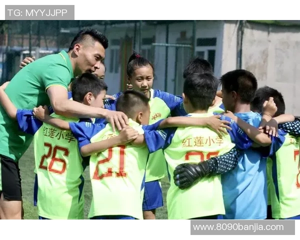 踢足球守则：培养团队精神与竞技意识的必备指南